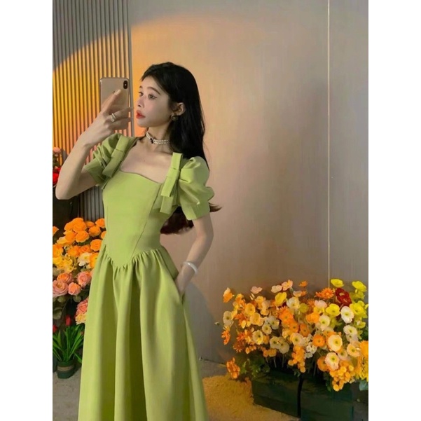 Đầm cổ vuông tay phồng vai đính nơ xinh xắn