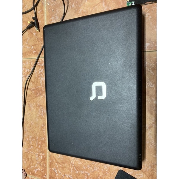 xác laptop hp presario f500 không chạy không bảo hành nhé