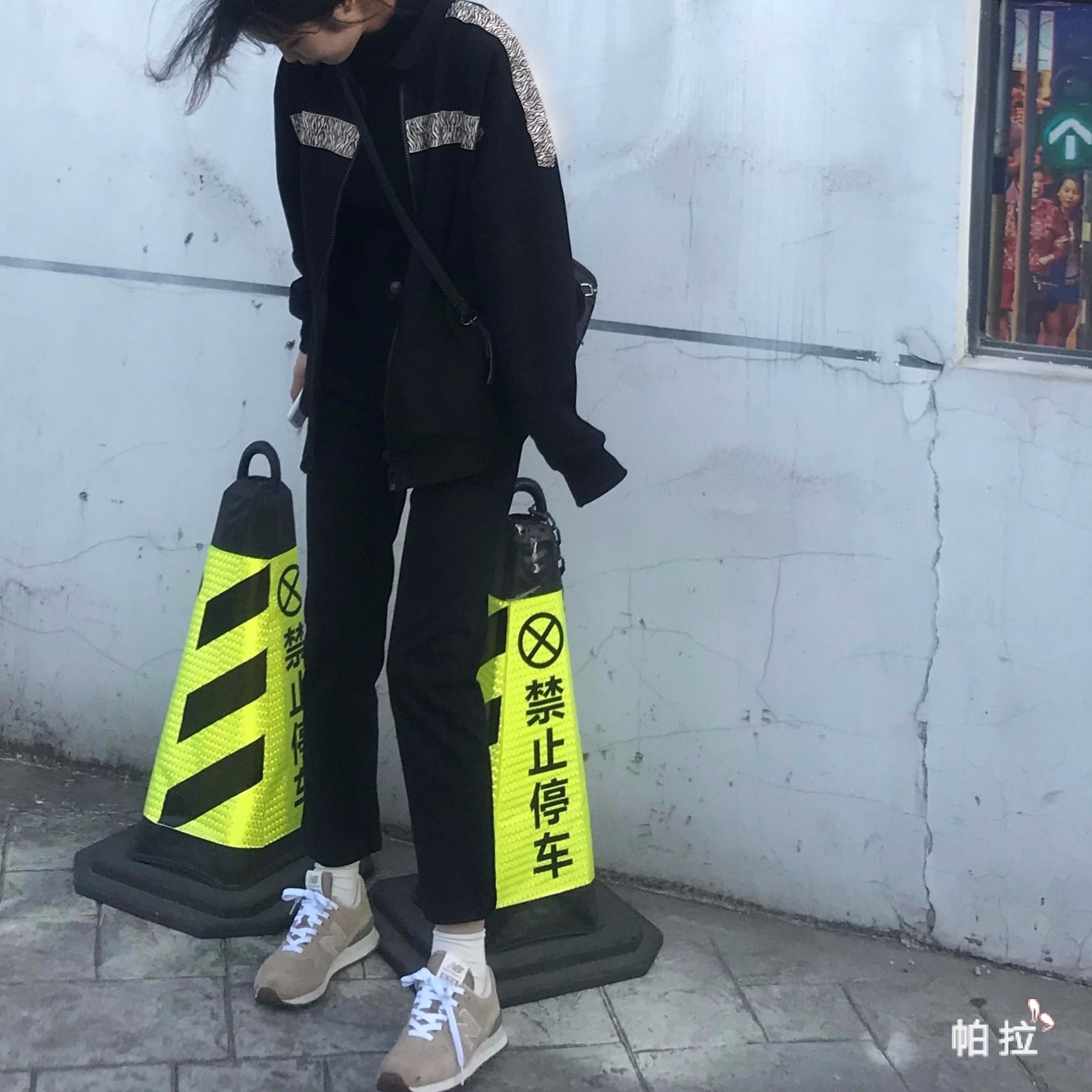 Quần jeans cho nữ lưng cao màu đen | BigBuy360 - bigbuy360.vn