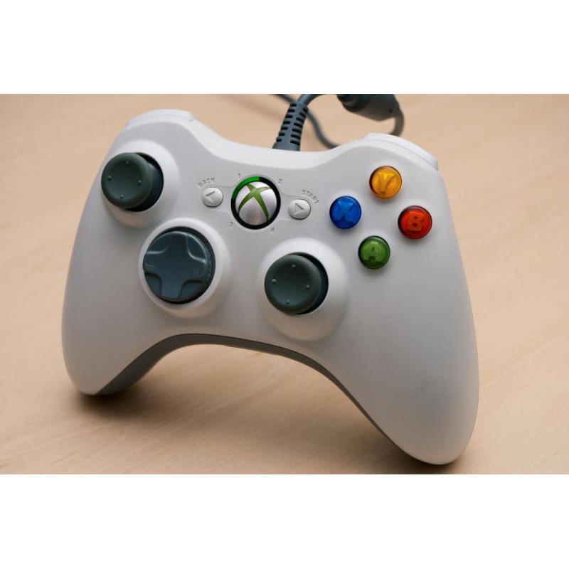 Tay cầm chơi game USB for PC 360 có dây chống rung màu đen và trắng
