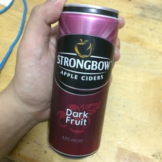 4 Lon Bia Táo StrongBow Cider DarkFruit 330ml