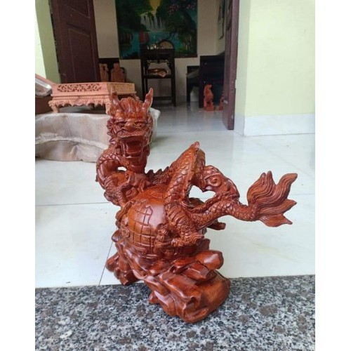 Tượng con rồng gỗ hương