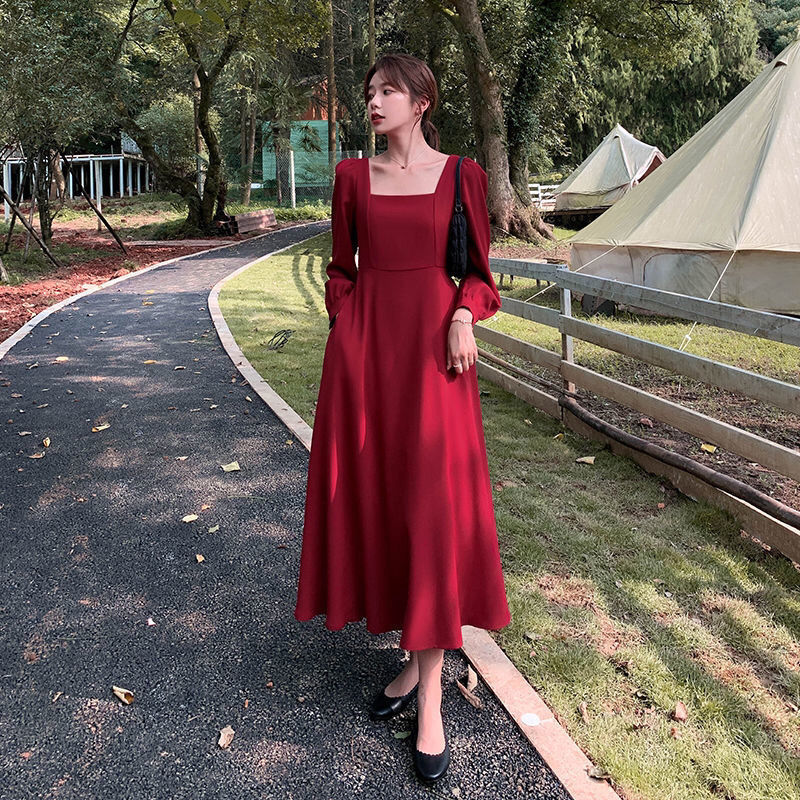Black dress women's long sleeve new ins skirt temperament square collar knee length Hepburn style small black skirt | BigBuy360 - bigbuy360.vn