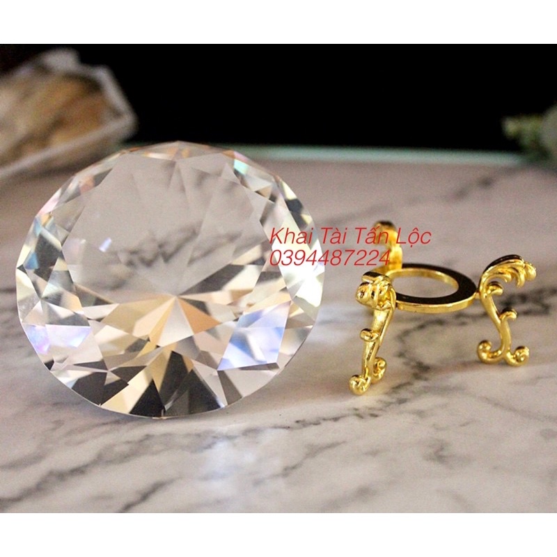 Kim cương pha Lê 8cm kèm đế biểu tượng của thành công và tài Lộc