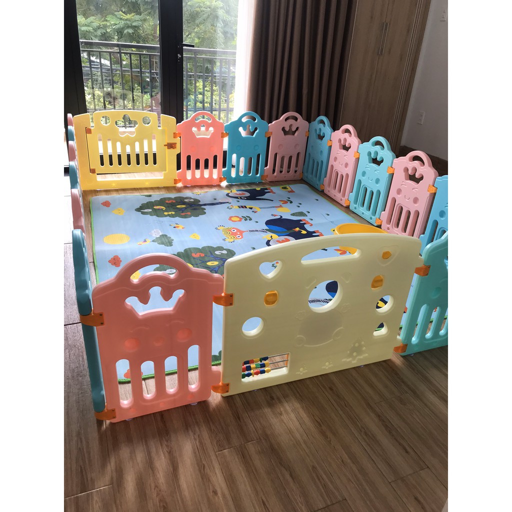 [Cao cấp] Quây cũi nhựa nguyên sinh hình vương miện 20 tấm (18+2) 1,92m x 2,29m - quây bóng - quây nhựa an toàn cho bé