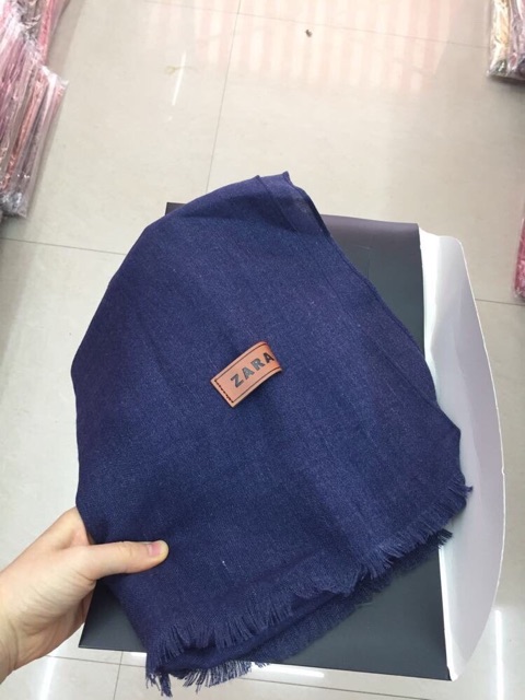 Khăn quàng Unisex Zr kèm túi giấy sang xịn
