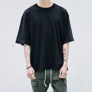 Áo Thun Đen Trơn Oversize Unisex