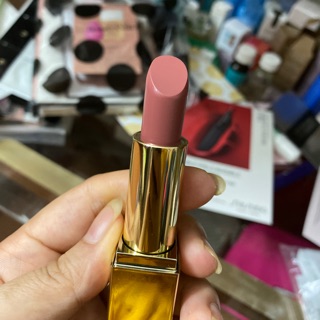 Son pure color envy 130 Sculpting Lipstick màu nude