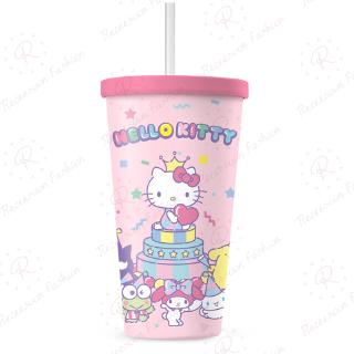 Bình nước Hello Kitty có ống hút bắt mắt