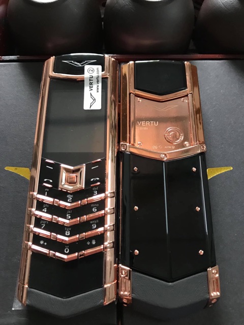 VERTU K8+ LƯNG ĐÁ GIÁ RẺ