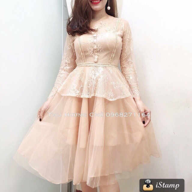 Váy ren xinh rực rỡ đẹp nổi bật. Xoè bồng bềnh tiểu thư sang chảnh. Váy có đệm lót ngực luôn nha. Diện đi chơi đi tiệc x
