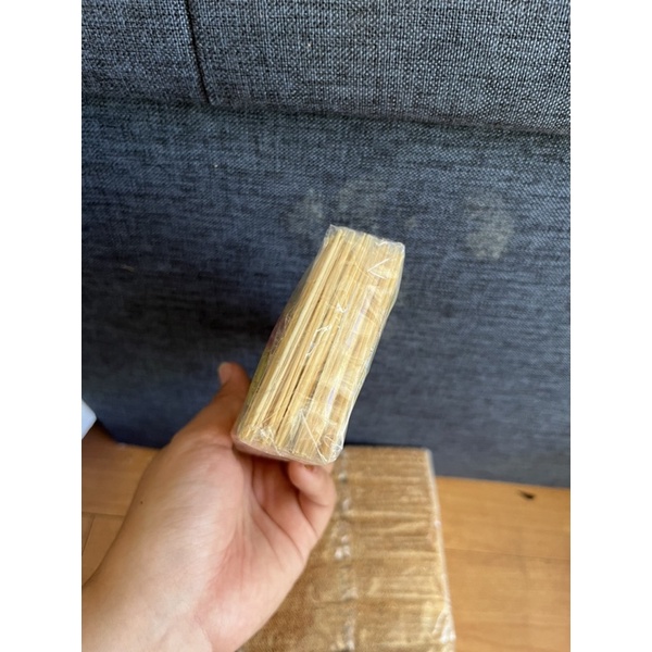 Tăm Tre Tiệt Trùng XUÂN THÀNH Log x 10 gói