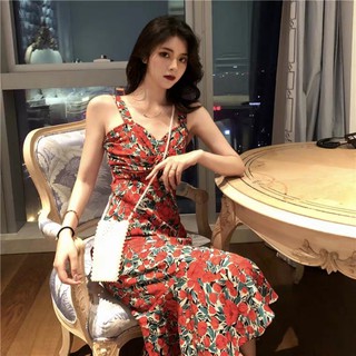 Váy hai dây bản to họa tiết hoa hồng