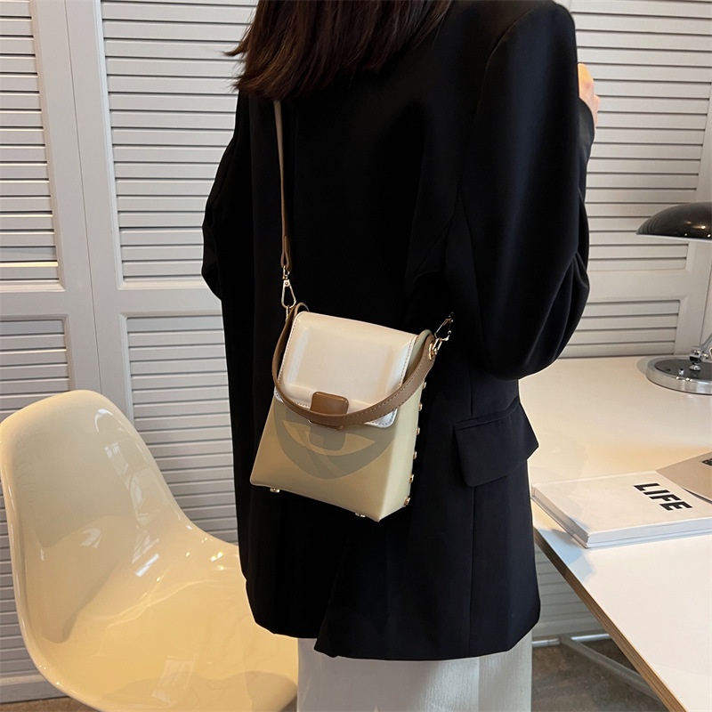 Ielgy Túi Yên Ngựa Có Thể Điều Chỉnh Màu Sắc Phong Cách niche Cho Nữ