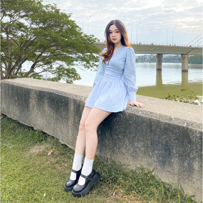 Áo liền quần lụa màu xanh | BigBuy360 - bigbuy360.vn