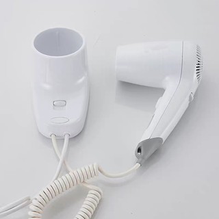 Máy sấy tóc có đế gắn tường