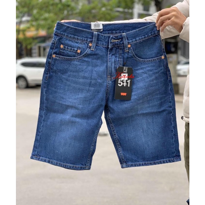 Quần jean short nam le511 màu xanh trung ống rộng dài qua gối hàng vnxk