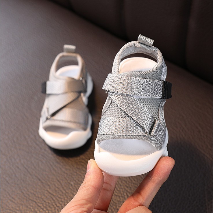 Sandal Chống Vấp Cho Bé Trai Bé Gái Đế Cao Su Mềm Quai Dù Dễ Thương