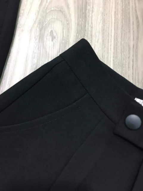 Quần bagy vải loại 1 gấu lệch | BigBuy360 - bigbuy360.vn