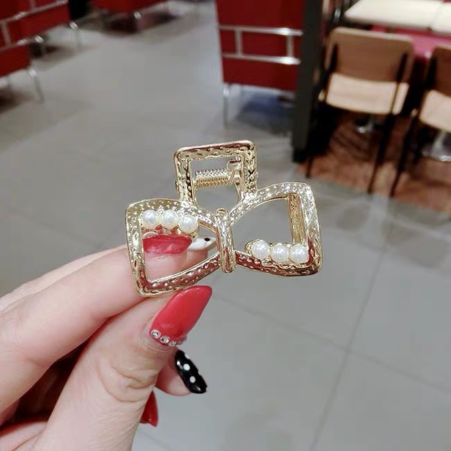 Kẹp tóc hình nơ bằng hợp kim đính ngọc trai thời trang Hàn Quốc cho nữ
