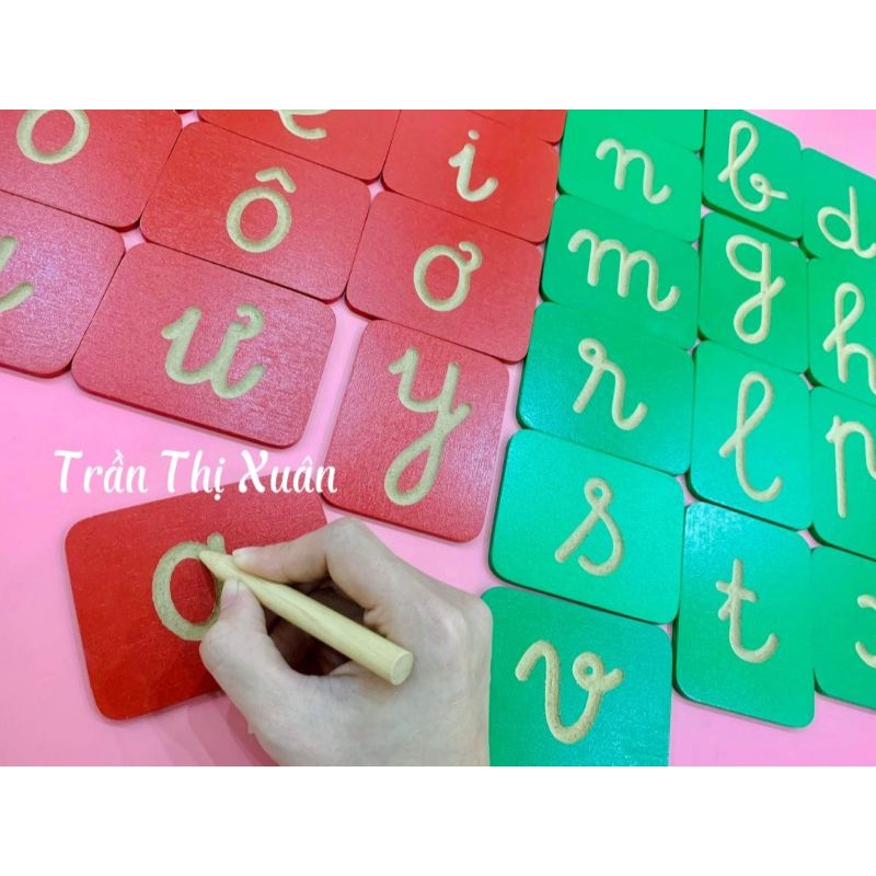 Bộ tập viết chữ chìm Montessori