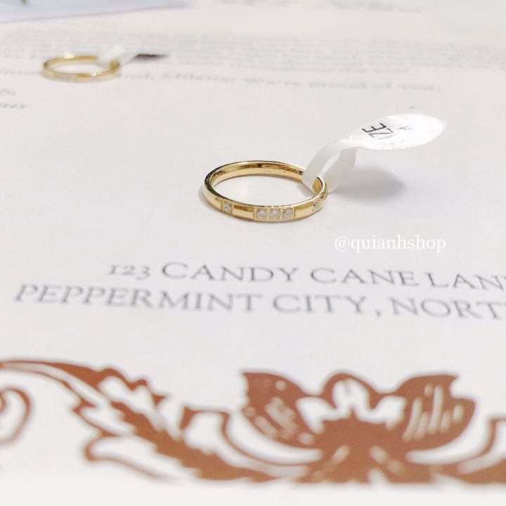 Nhẫn Titan - Nhẫn Titan Đính 5 Đá Màu Vàng