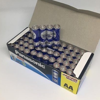 Vỉ 4 viên pin AA Panasonic tiểu xanh 1,5V R6UT/4S