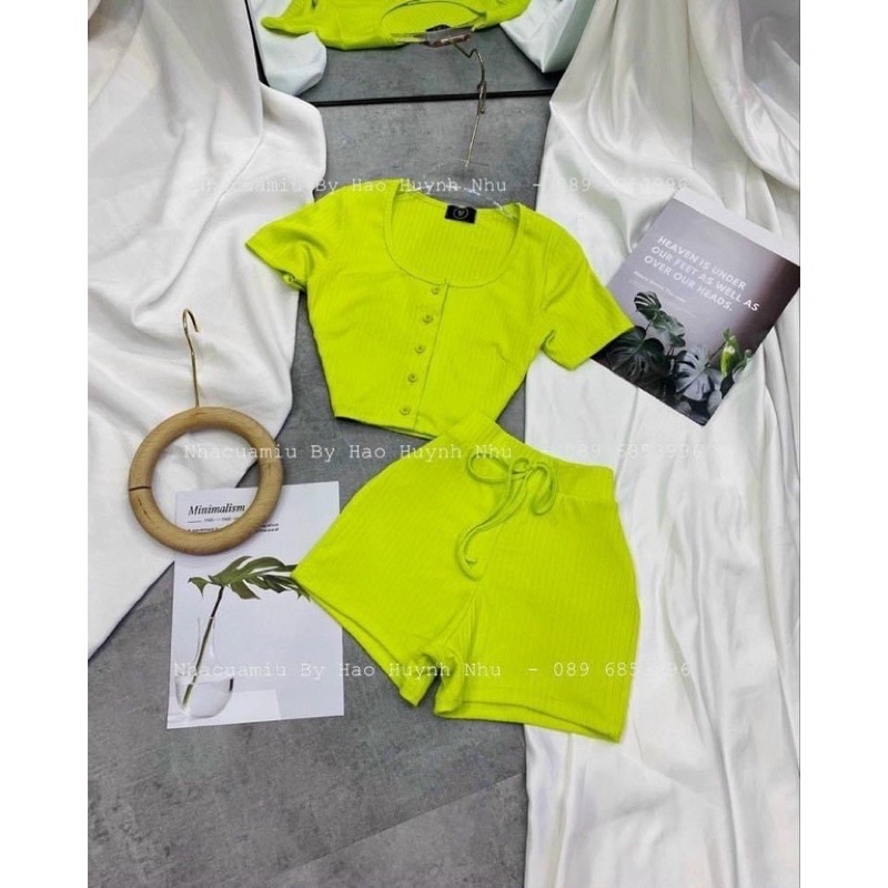 Sét bộ áo croptop tay ngắn cổ tròn cài nút quần đùi chất thun gân dày dặn tôn dáng đẹp nha khách🌸❤️⭐️TN