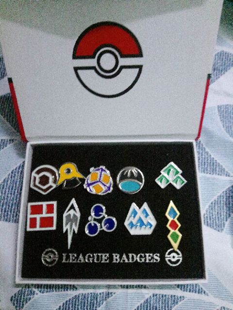 Huy hiệu Gym Pokemon bằng kim loại