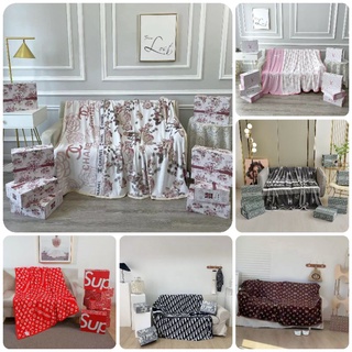 Chăn tuyết nhung thương hiệu 1m5x2m - siêu thi chăn ga gối nhập khẩu cao cấp