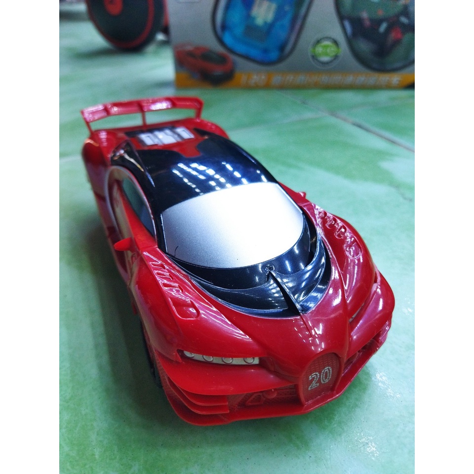 Xe điều khiển kiểu dáng xe đua, 2 màu xanh - đỏ, có thể tháo rời từng mảnh áo xe, ảnh chụp thật tại cửa hàng 3010