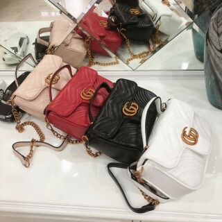 Cluth cầm tay bảo yến