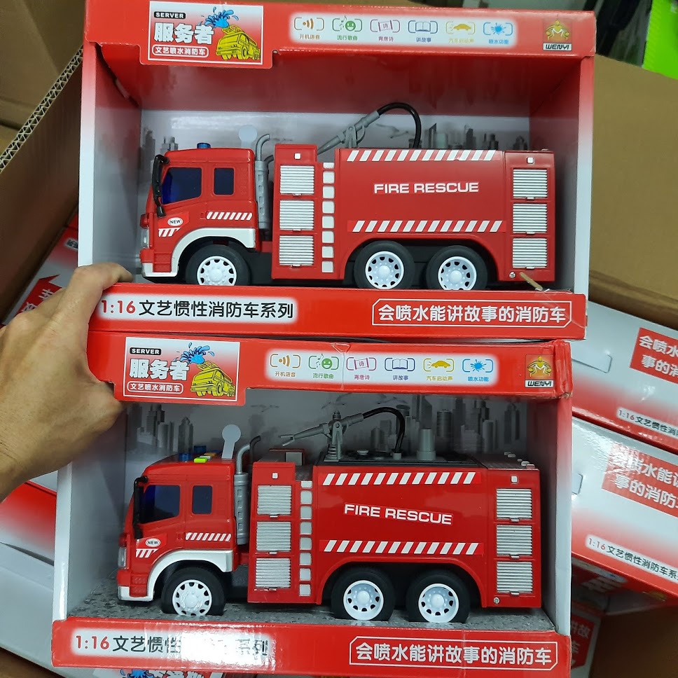 Đồ chơi xe ô tô cứu hỏa phun được nước có đèn và âm thanh xe mô hình tỉ lệ 1:16
