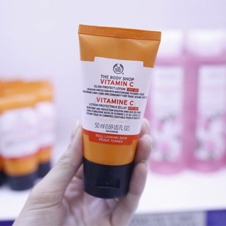 KEM DƯỠNG TRẮNG DA CHỐNG NẮNG THE BODY SHOP VITAMIN C GLOW PROTECT LOTION SPF30 PA+++