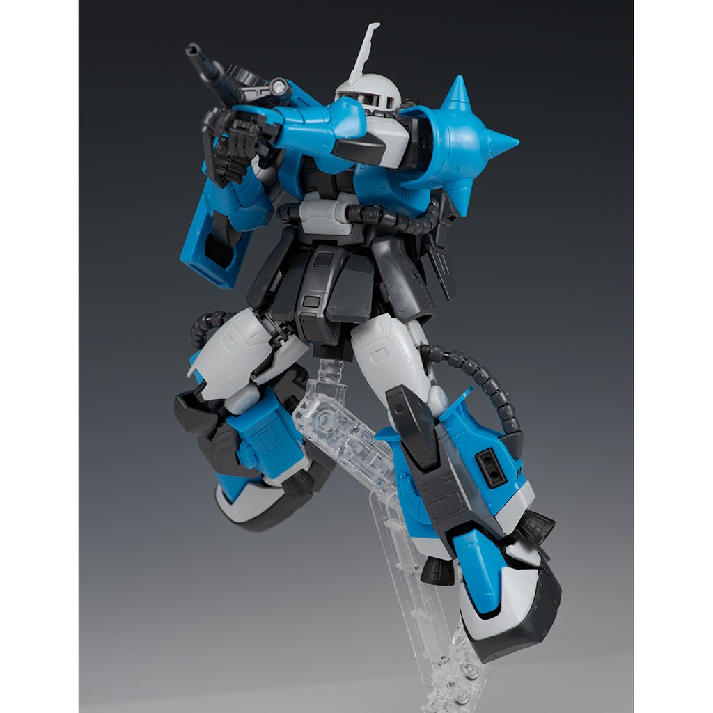 Mô hình lắp ráp RG 1/144 Uma Lightning Zaku 2 Bandai