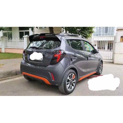 Đuôi gió thể thao Vinfast Fadil - Có đèn, mộc chưa sơn