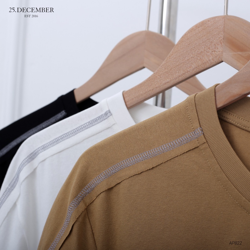 Áo phông họa tiết chữ thêu Riktsp - 25.December AP822