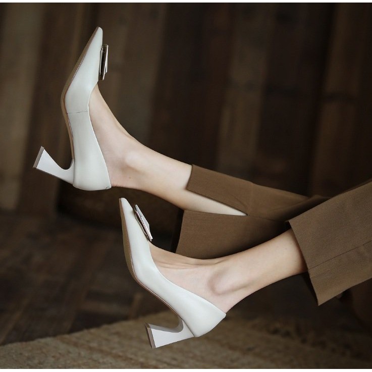 Giày cao gót nữ bít mũi phối khóa vuông gót khoét bán nguyệt - Giày cao gót 7cm - Giày nữ da mềm gồm 3 màu - LN297