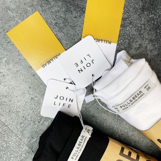 Áo thun nữ Pull&Bear T-shirt