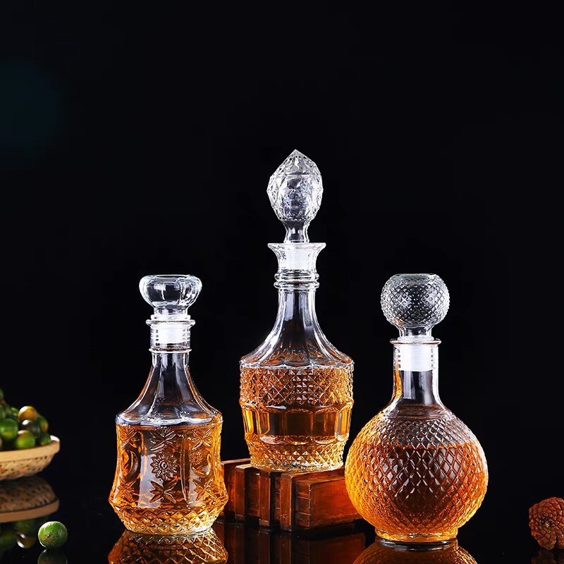 Bình đựng rượu thuỷ tinh 1L. Số 6