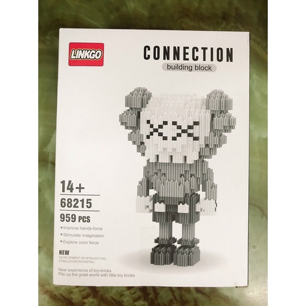 Đồ chơi lắp ráp lego mô hình kaws đủ màu dễ thương tặng kèm búa và dụng cụ tháo lắp