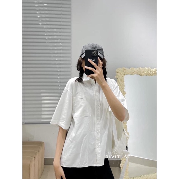 Áo sơ mi cộc tay thêu chữ ess 2619