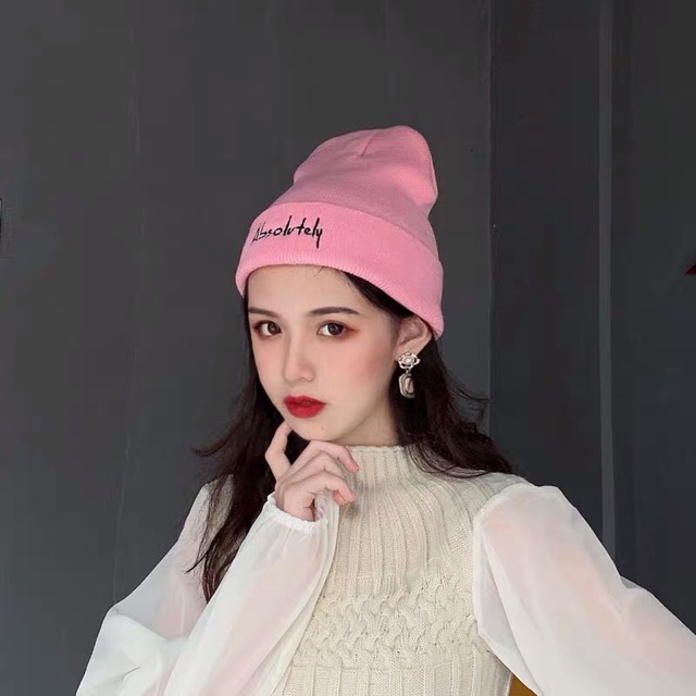 Mũ len hàn quốc chữ M - nón len vinatge