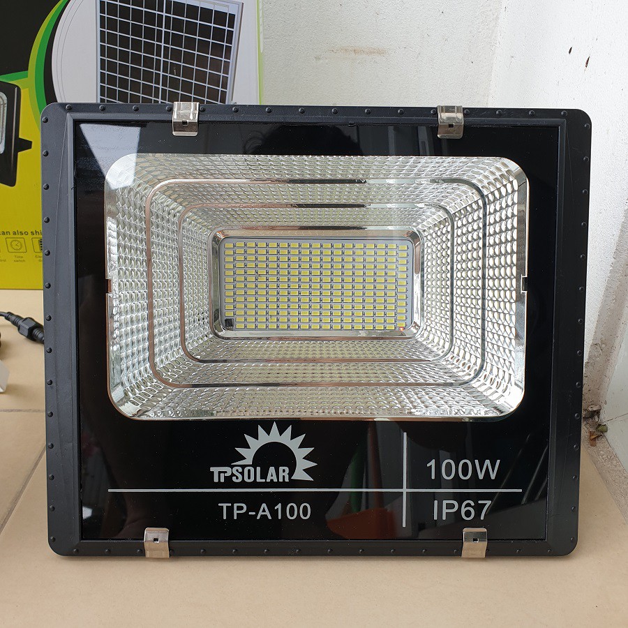 Đèn Led 100W Năng Lượng Mặt Trời TP-A100 Thiên Phú Solar