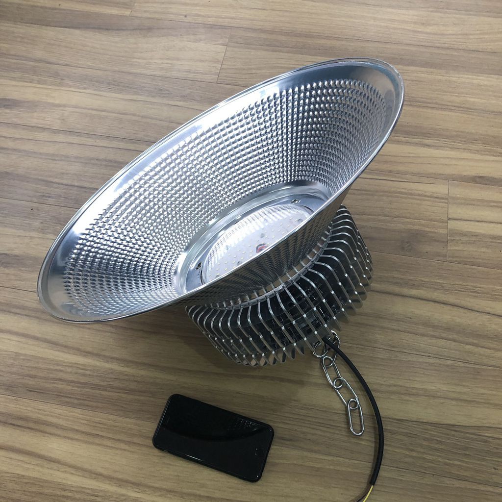 Đèn led nhà xưởng 100w, 150w, 200w chip led SMD