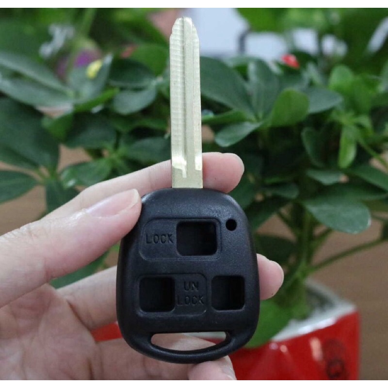 Vỏ chìa khoá xe TOYOTA 3 nút - vỏ chìa khoá toyota Yaris , Prado , Land Cruiser ( 3 nút )
