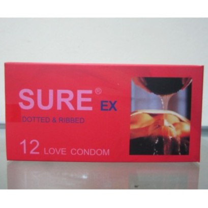 Bao cao su Sure đỏ hộp 12 chiếc