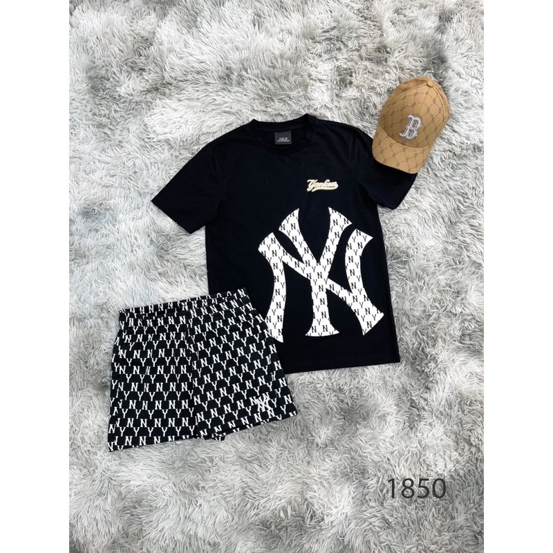 | Ảnh Thật | Áo Yankee Đen Trắng Logo Trước