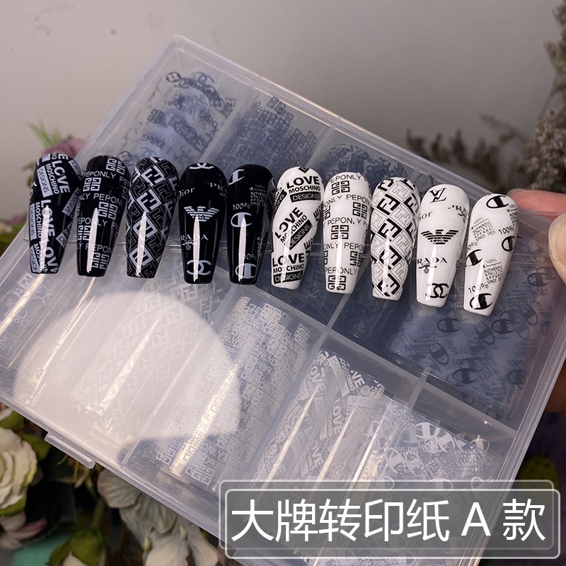 Foil nail hoạ tiết thương hiệu màu trắng, foil dán móng Thiên Di Nail