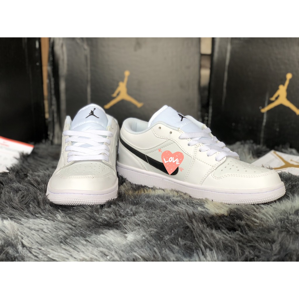 GIÀY AIR JORDAN TRẮNG 💥 FREESHIP + HỘP CHỐNG SỐC 💥 FULL SIZE NAM NỮ, TÔN DÁNG DỄ PHỐI ĐỒ